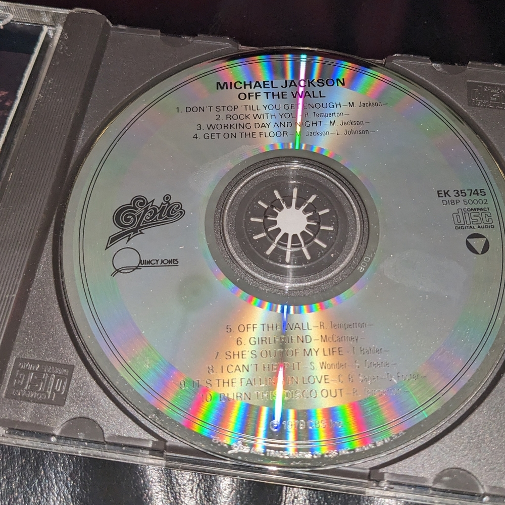 Michael Jackson CD - Picture 3 of 5